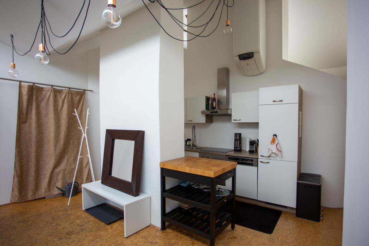 Cityview Apartment Graz Esterno foto